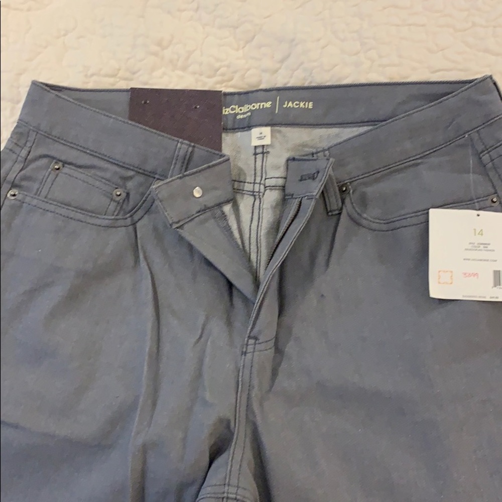 Liz Claiborne NWT straight leg jeans